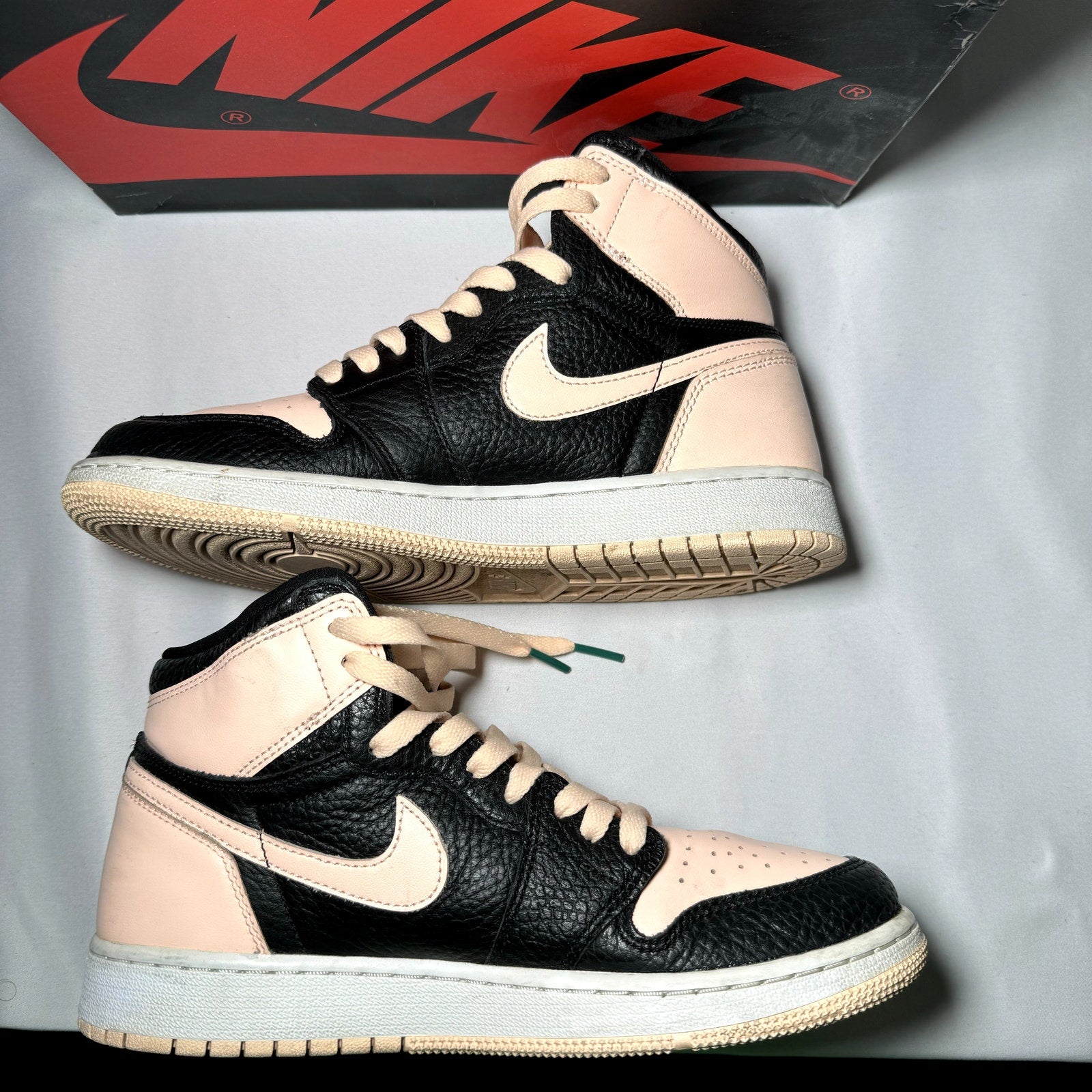Air Jordan 1 Retro High OG GS Crimson Tint Kids Shoes - Size 6.5