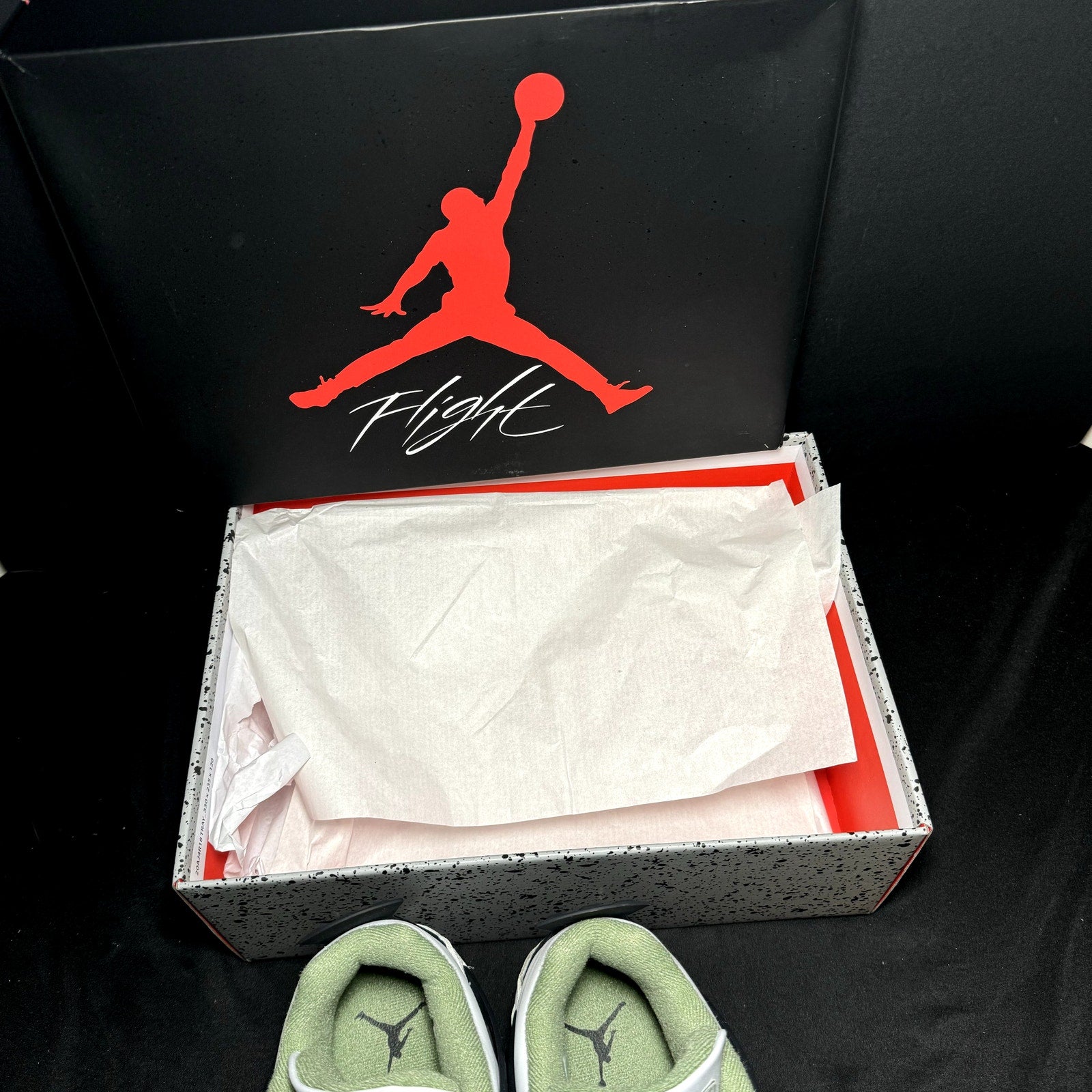 Air Jordan 4 Retro Seafoam Women's Shoes - Size 10.5