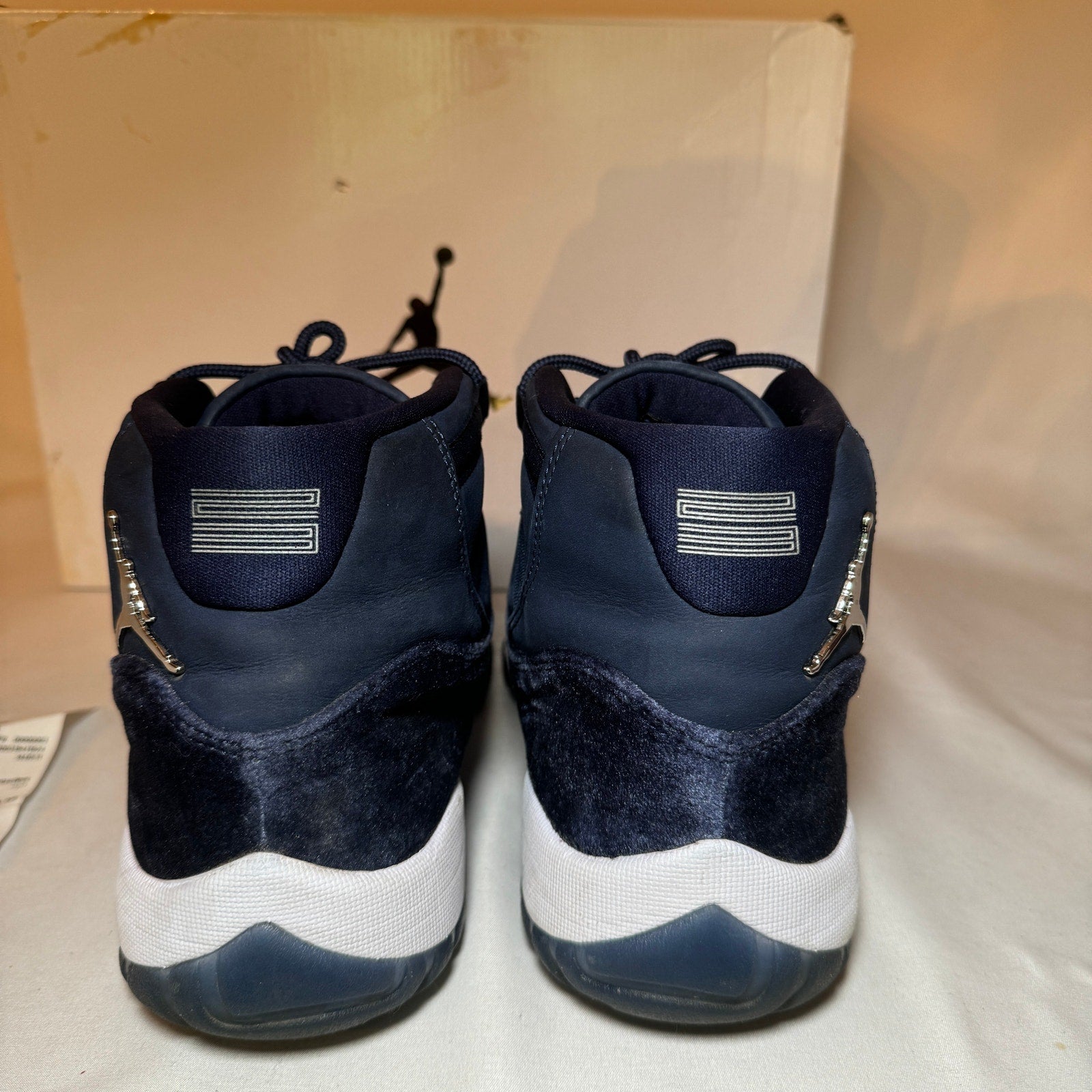 Air Jordan 11 Retro Midnight Navy Velvet Women's Shoes - Size 11