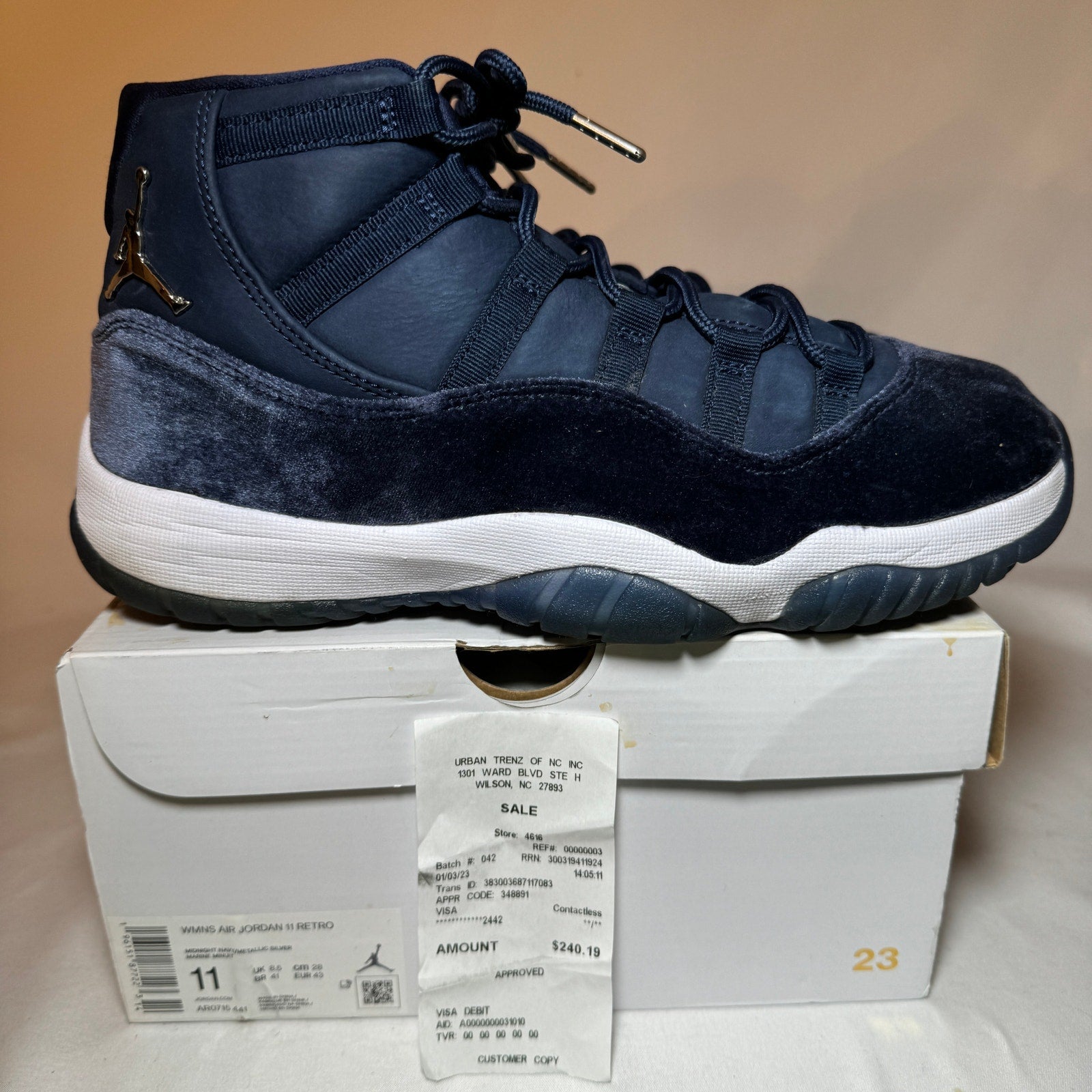 Air Jordan 11 Retro Midnight Navy Velvet Women's Shoes - Size 11