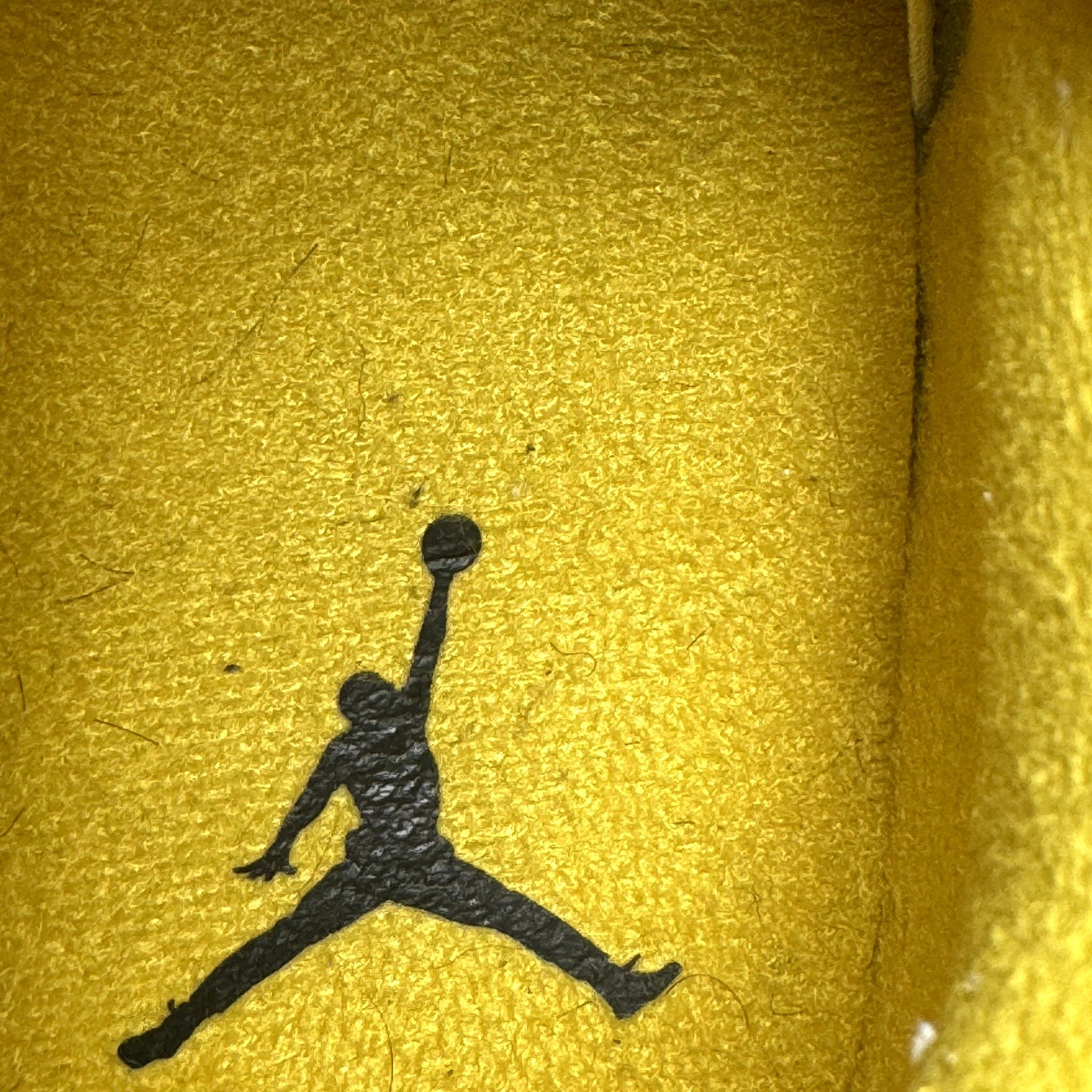 Air Jordan 4 Retro Vivid Sulfur Women's Shoes - Size 9.5