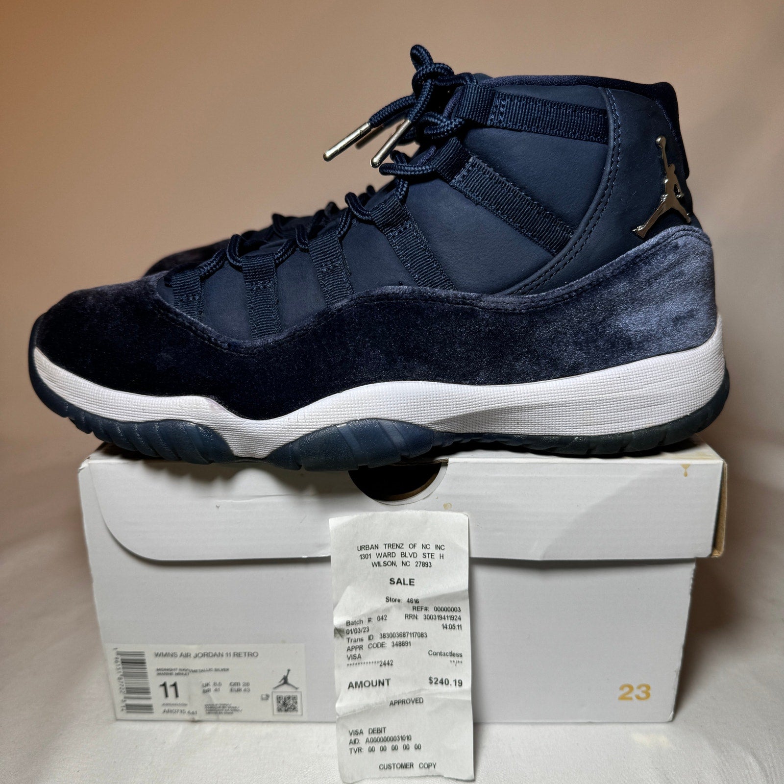 Air Jordan 11 Retro Midnight Navy Velvet Women's Shoes - Size 11