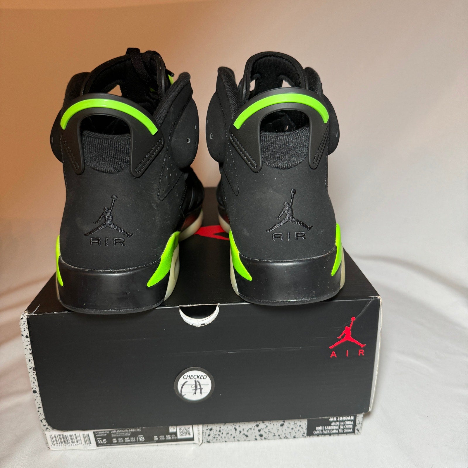 Air Jordan 6 Retro Electric Green Men's Shoes - Size 11.5