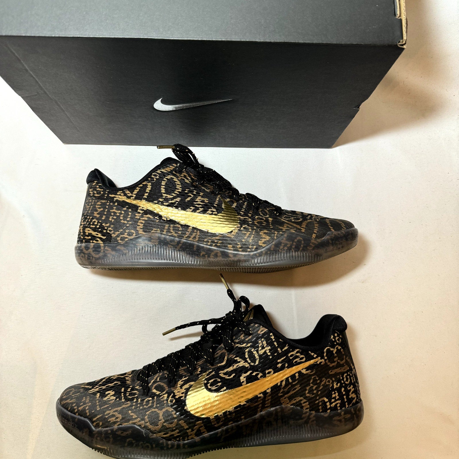 Nike Kobe 11 Mamba Day iD Men's Shoes - Size 10.5