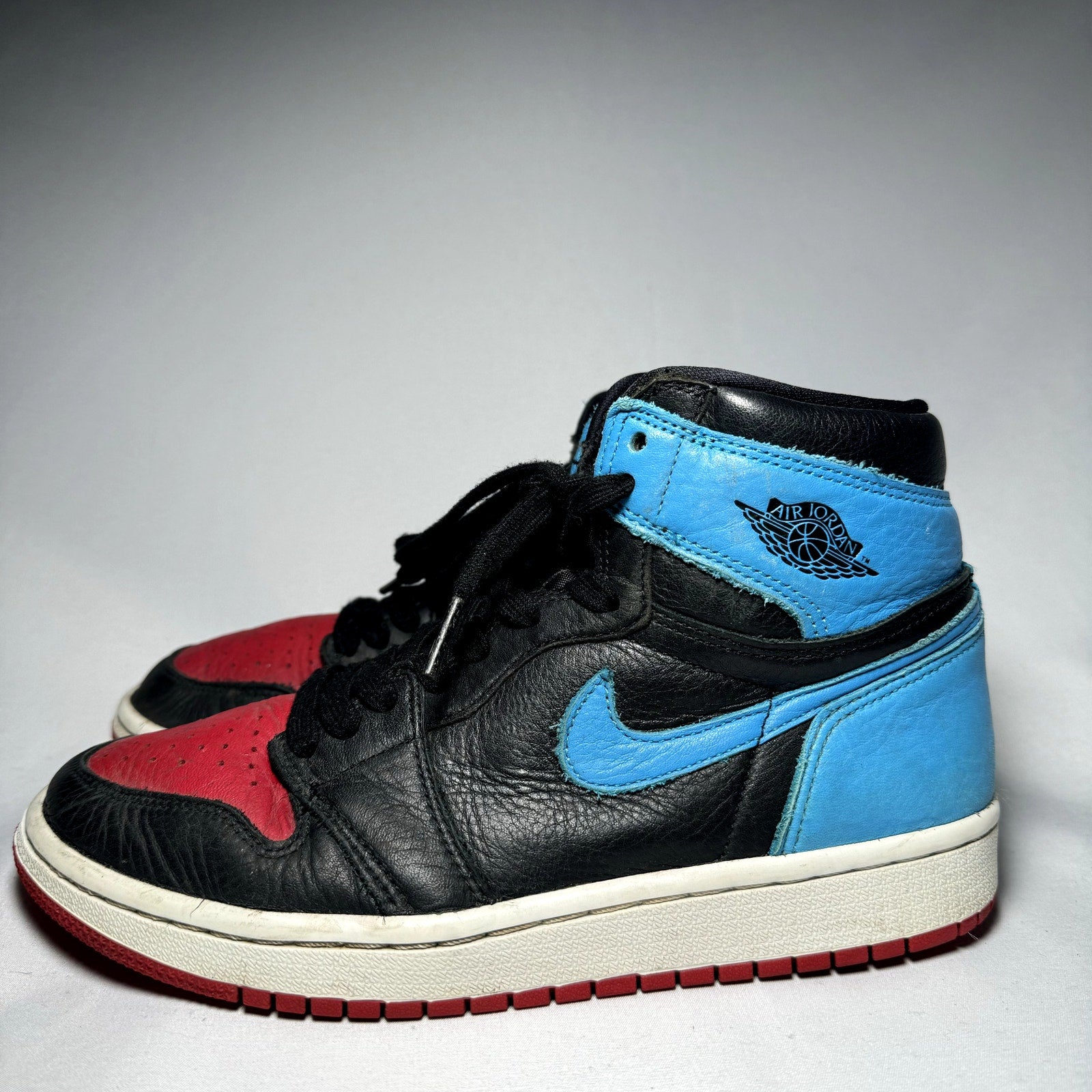 Air Jordan 1 High OG NC to Chi Women's Shoes - Size 7.5