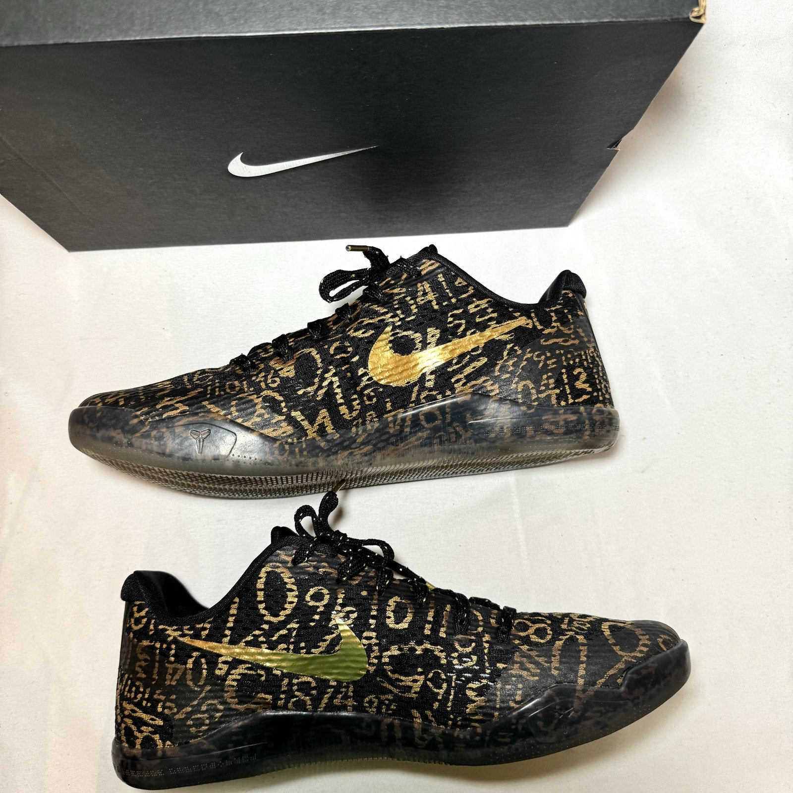 Nike Kobe 11 Mamba Day iD Men's Shoes - Size 10.5