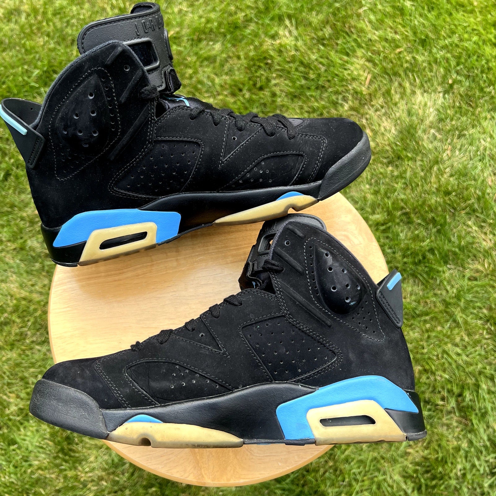 Air Jordan 6 Retro UNC Men's Shoes - Size 9.5