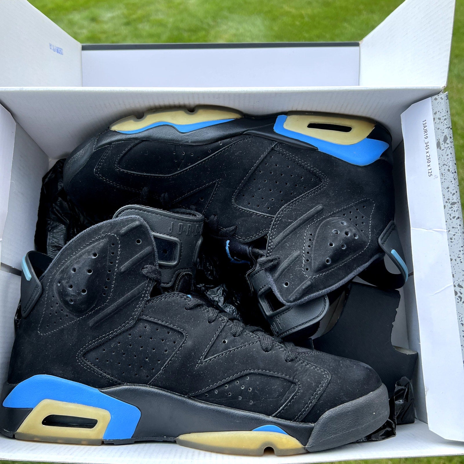 Air Jordan 6 Retro UNC Men's Shoes - Size 9.5