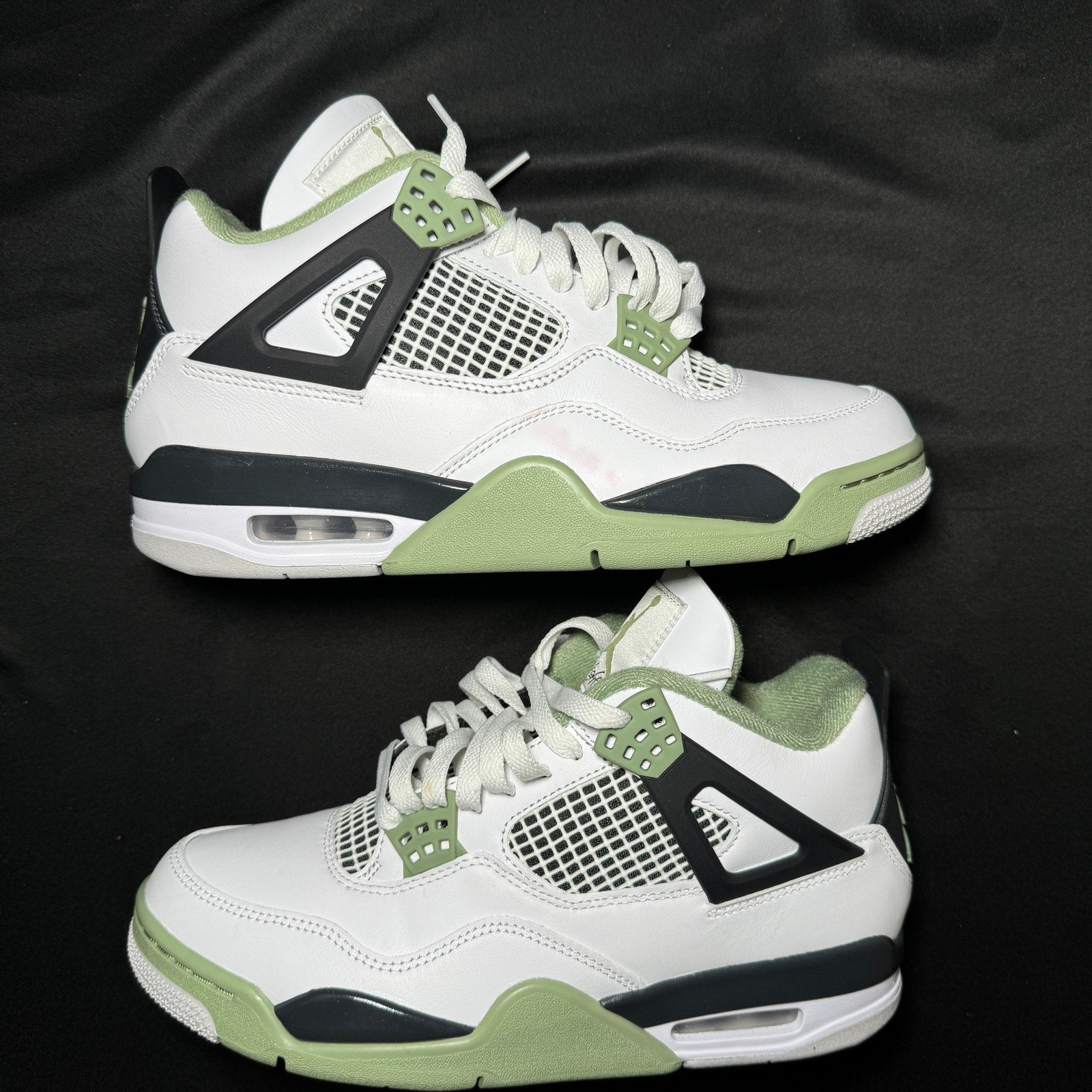 Air Jordan 4 Retro Seafoam Women's Shoes - Size 9.5
