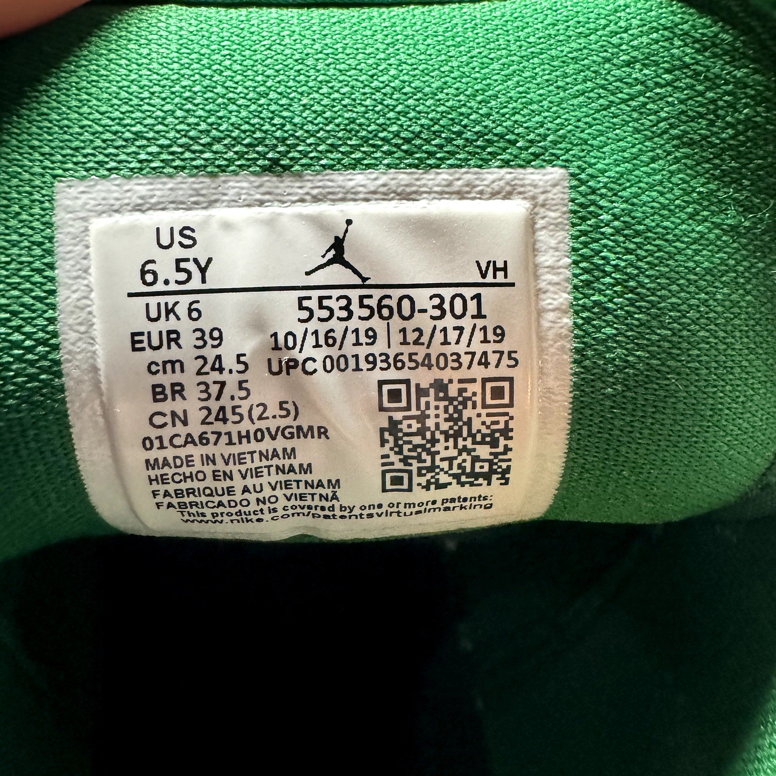 Air Jordan 1 Low GS Pine Green Kids Shoes - Size 6.5