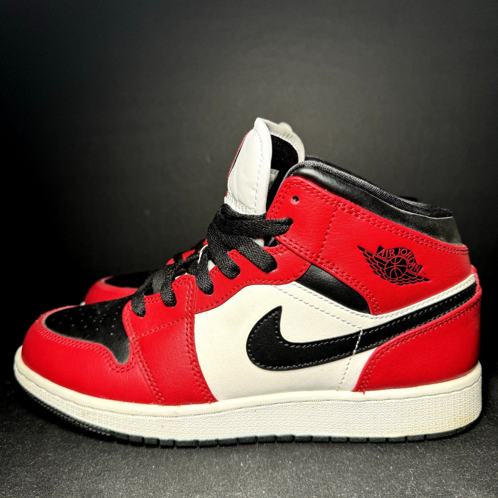 Air Jordan 1 Mid GS Chicago Black Toe Kids Shoes - Size 6