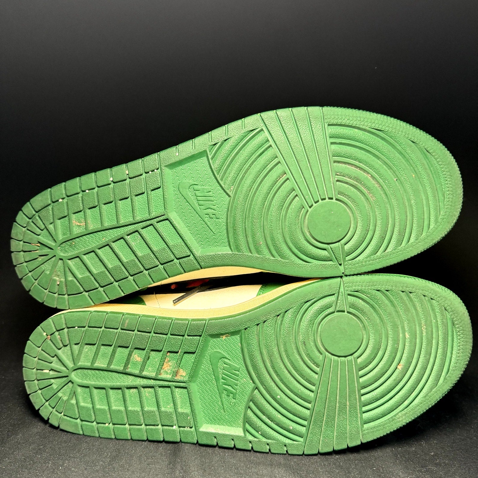 Air Jordan 1 Mid Pine Green Men's Shoes - Size 12
